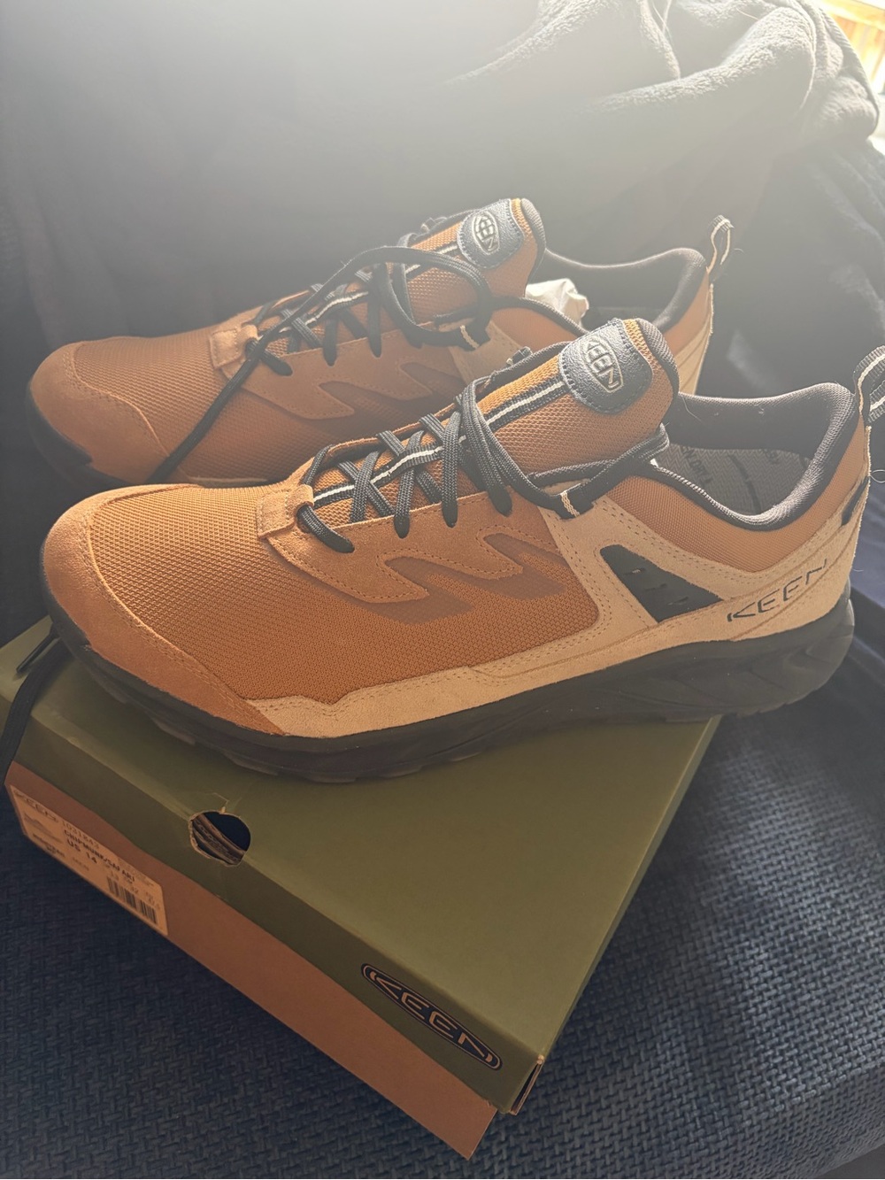 Keen Men's Brown and Black Trail Sneakers